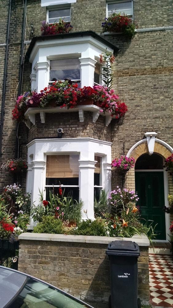 69thegrove B&B 3*